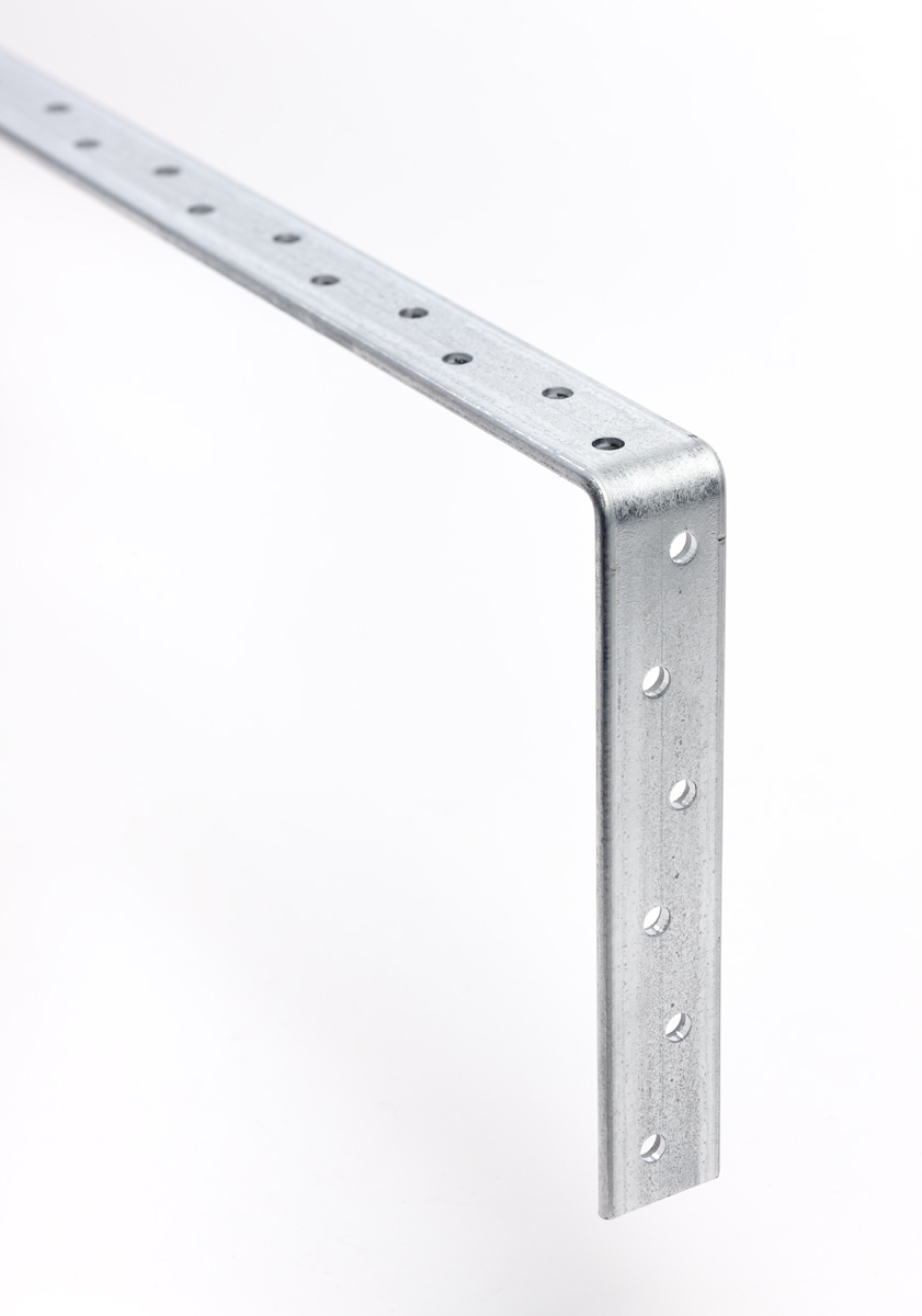 Heavy duty bent horizontal steel restraint strap
