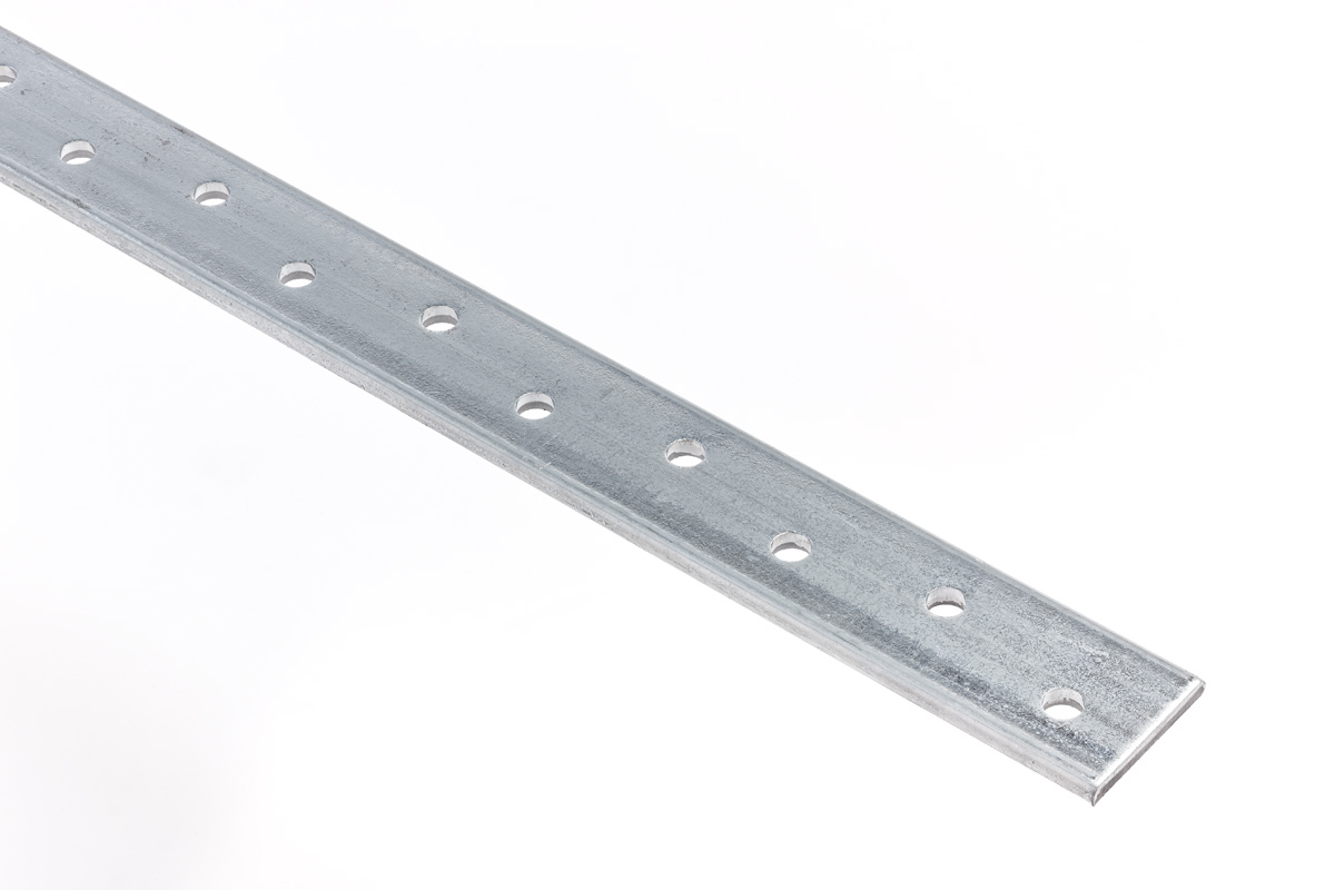 Heavy duty horizontal  steel restraint strap