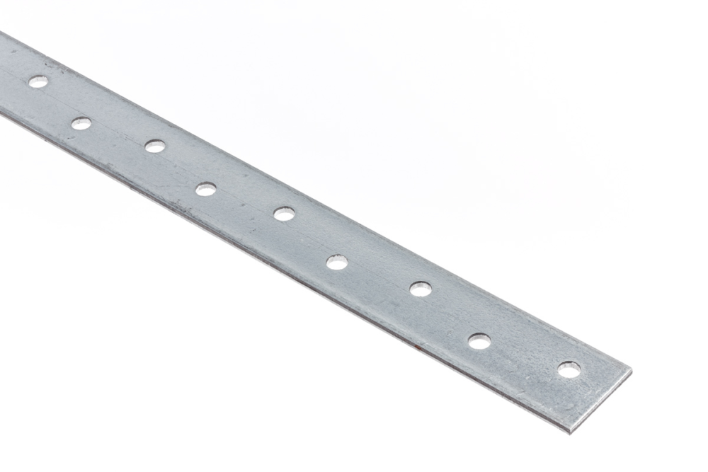 Light duty vertical steel restraint strap